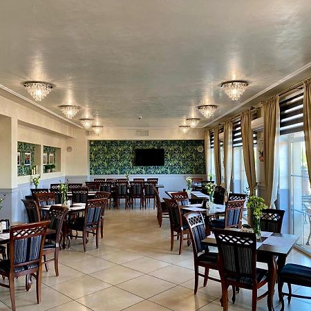 Hotel Stara Gorzelnia Licheń Esterno foto