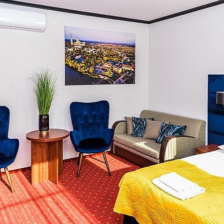 Hotel Stara Gorzelnia Licheń Esterno foto