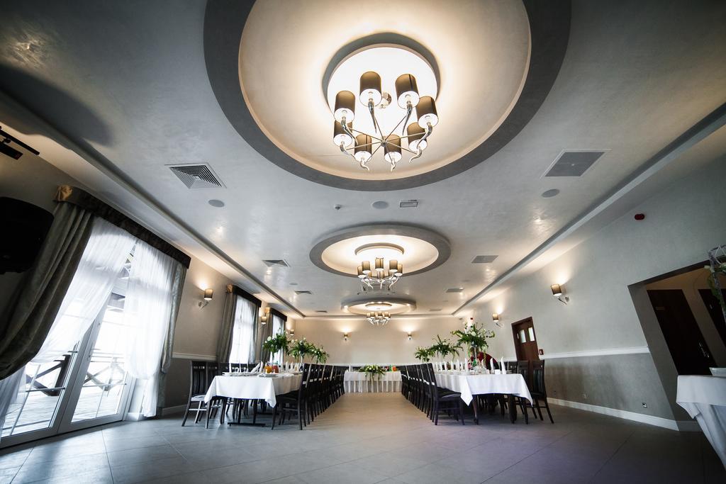 Hotel Stara Gorzelnia Licheń Esterno foto